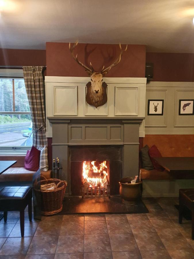 Lochailort Inn Exteriör bild